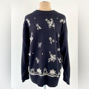 Vintage D’Allaird’s Black Sweater Ivory Floral Embroidery Knit Pullover - Sz M